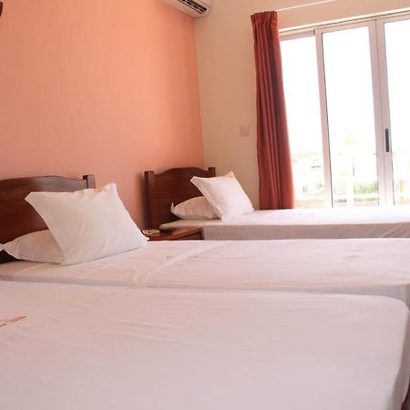 Restaurante Residencial Nova Cidade Porto Novo Eksteriør bilde