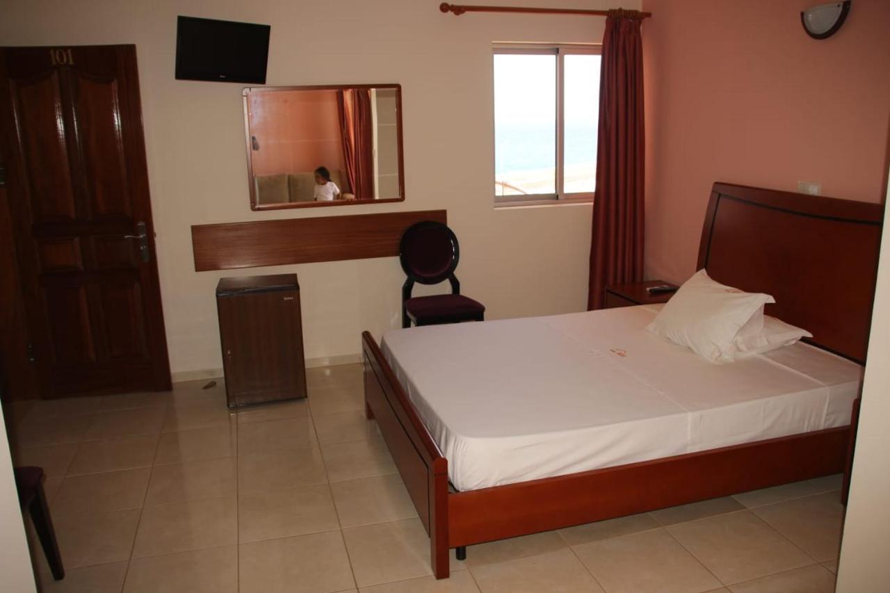 Restaurante Residencial Nova Cidade Porto Novo Eksteriør bilde