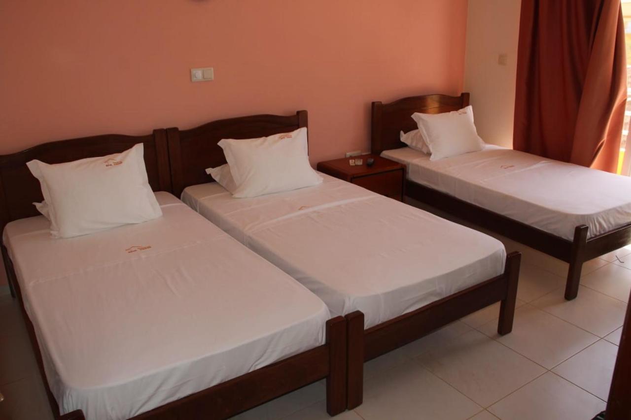 Restaurante Residencial Nova Cidade Porto Novo Eksteriør bilde