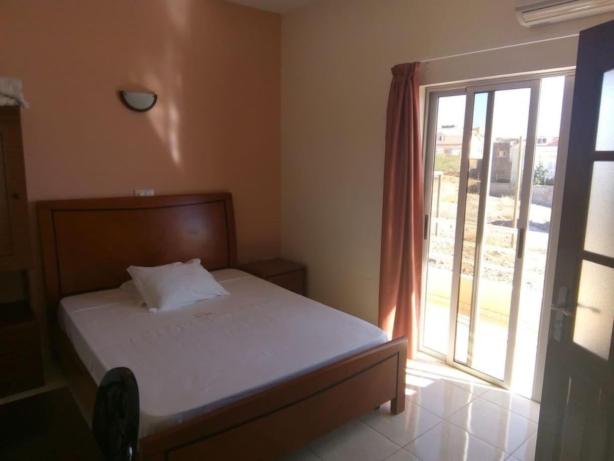 Restaurante Residencial Nova Cidade Porto Novo Eksteriør bilde